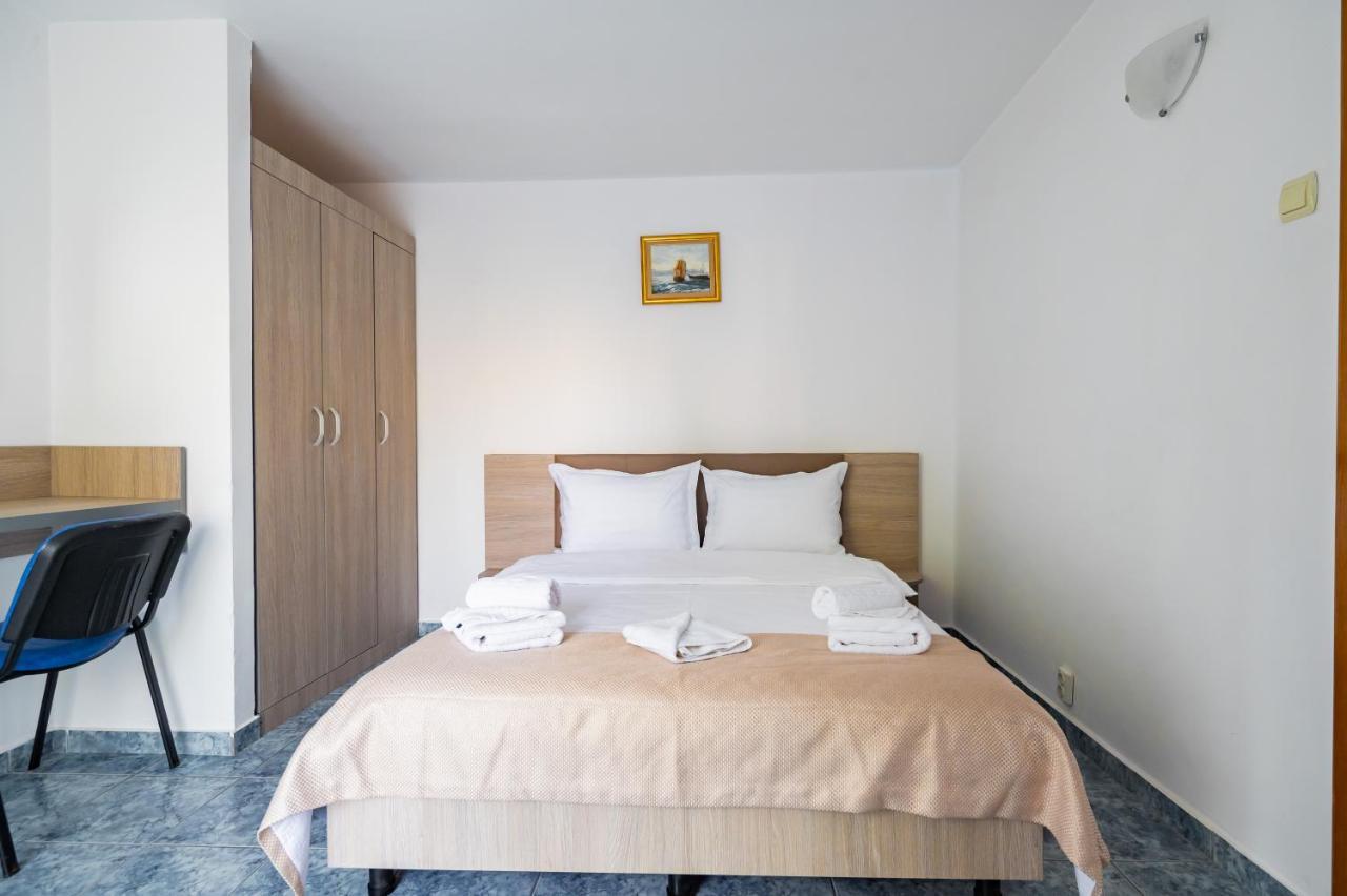 Hotel Complex Paloma Coral à Mamaia Extérieur photo